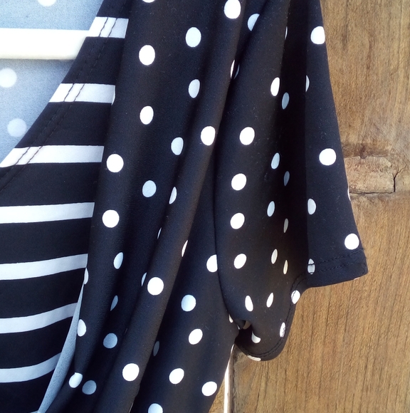 🌹2X$15 Polka Dot Layered Blouse - Picture 6 of 6
